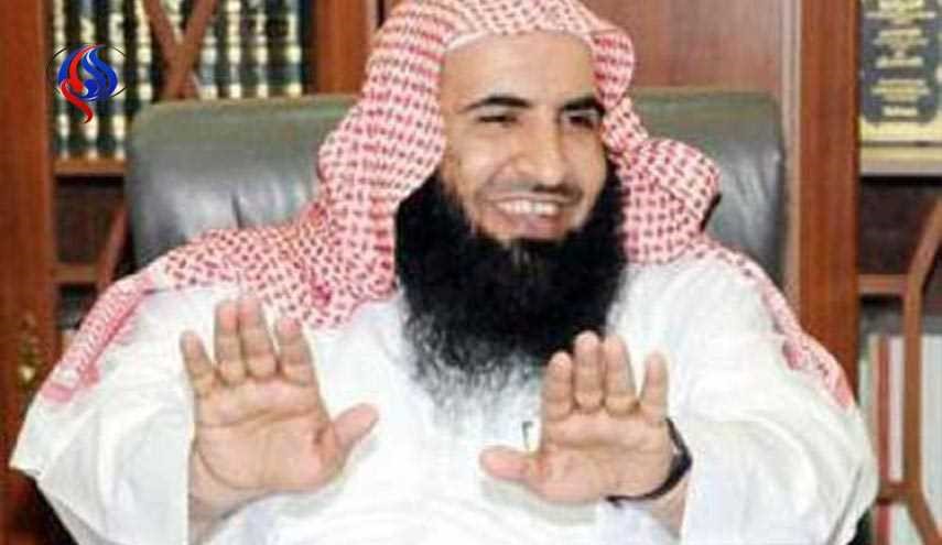 عکس ... جنجال شیخ وهابی سعودی با «خوانندۀ زن لبنانی»