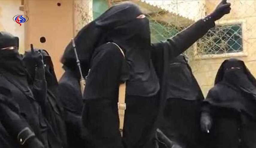 الغيرة تسيطر على امرأة بـ