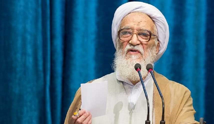 آية الله موحدي كرماني: إذا ارتكبت أميركا حماقة ضد ايران فلن يبقى مركز آمن لها في العالم