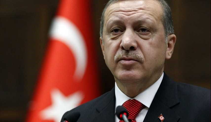 اردوغان يفاجئ الأتراك برسالة صوتية على هواتفهم!