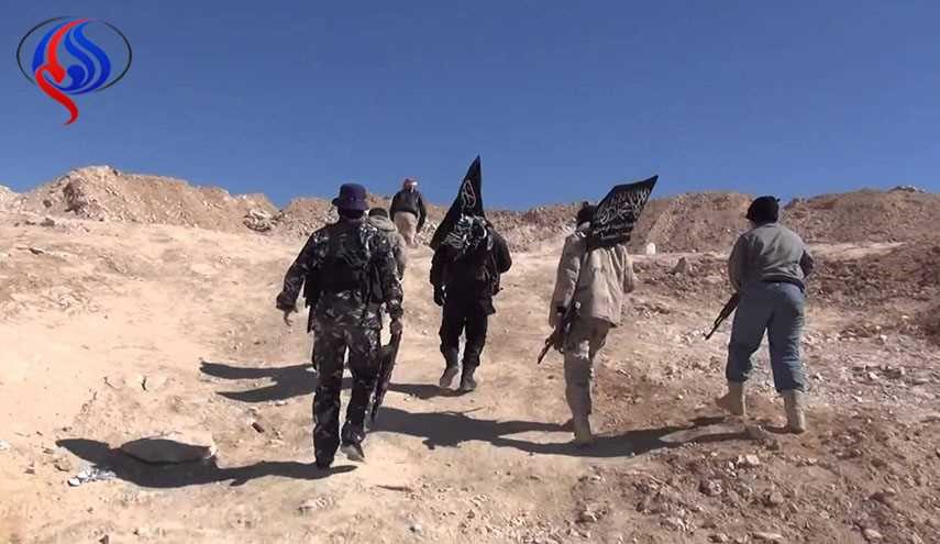 قيادي داعشي وافق على تسوية تضمن انسحابا آمنا للمسلحين في عرسال