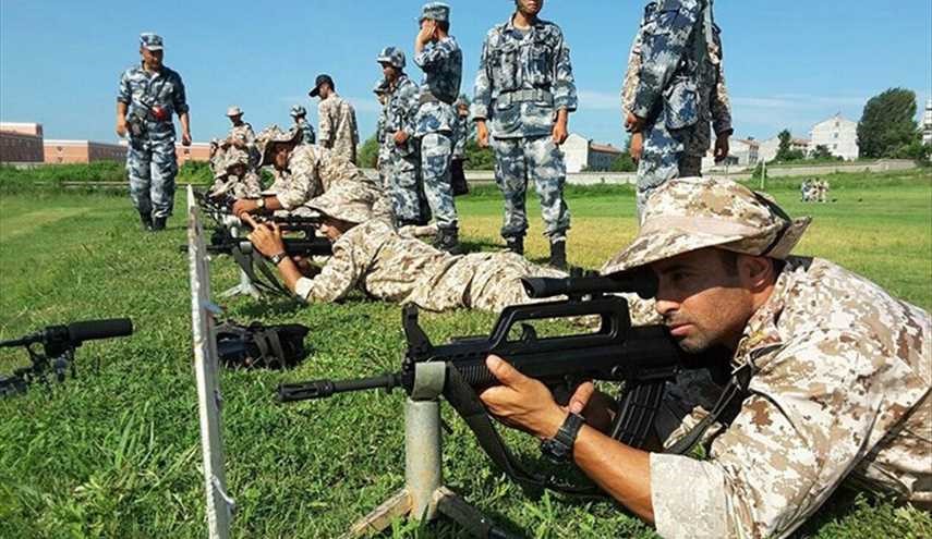 بالصور: القوات المجوقلة في حرس الثورة تجري تدريبات في الصين
