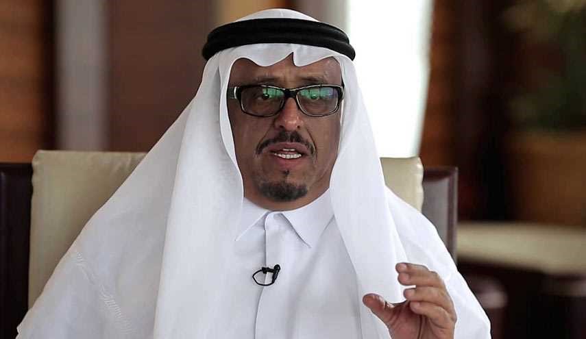 خلفان يهذي: رأيت بمنامي حكام قطر يصلون عكس اتجاه الكعبة وأنا نحوها !
