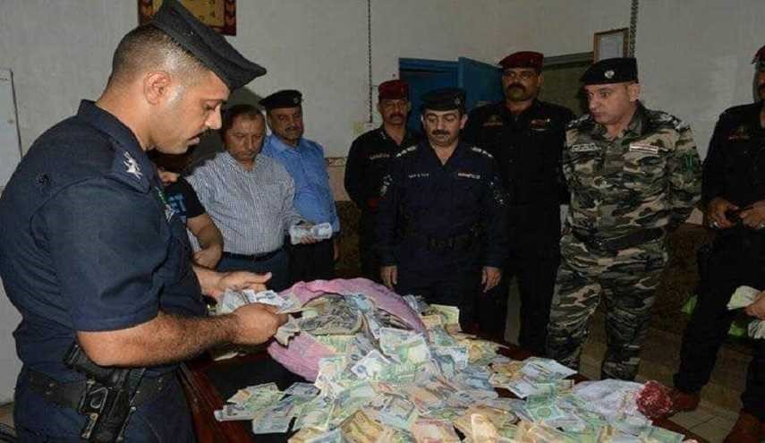 صور لا تصدق: شرطة النجف تعثر على متسولة متوفاة وبحوزتها الملايين!!