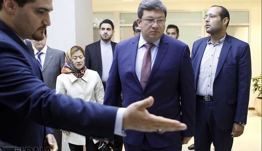 لقاء وزير الداخلية الاكوادوري مع وزير الداخلية الايراني