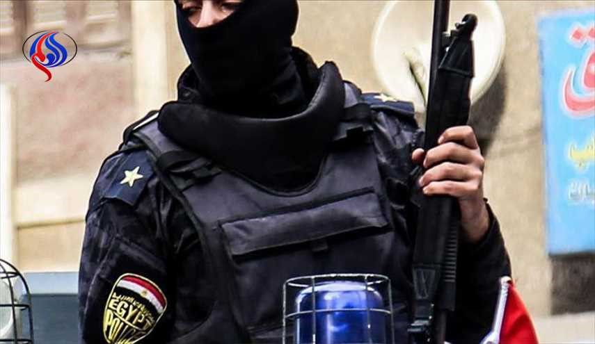 مقتل ضابط و3 