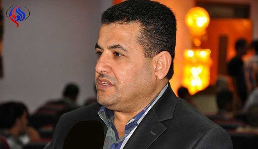 وزير داخلية العراق يمنح 