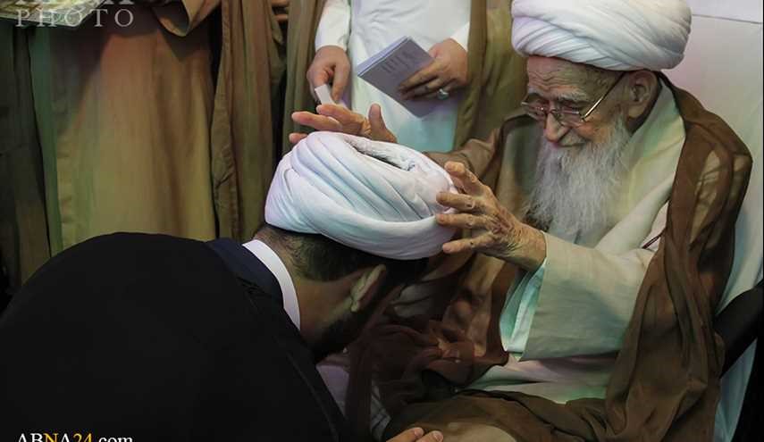 مراسم اعتمار العمامة على يد المرجع الديني آية الله صافي الكبايكاني في يوم عيد الغدير