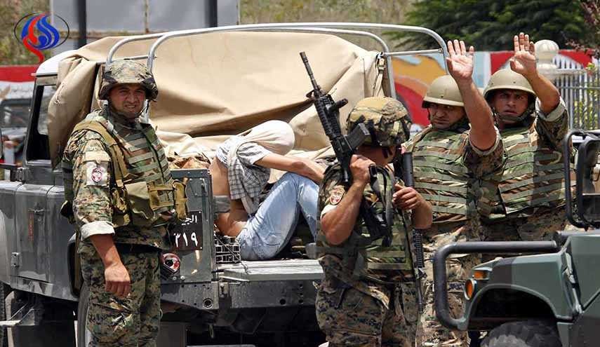 الجيش اللبناني يداهم مجمع أبو طاقية في عرسال