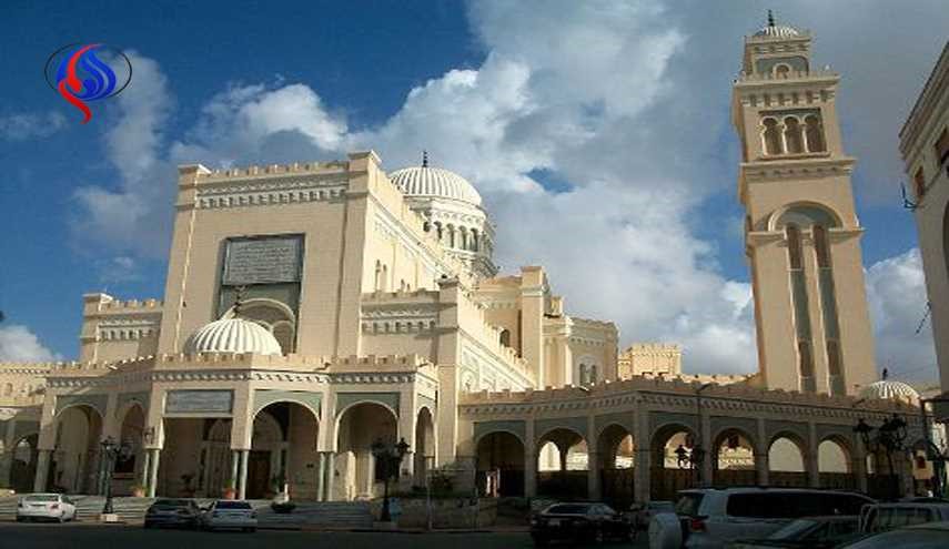 الجزائر تضع ضوابط للأذان