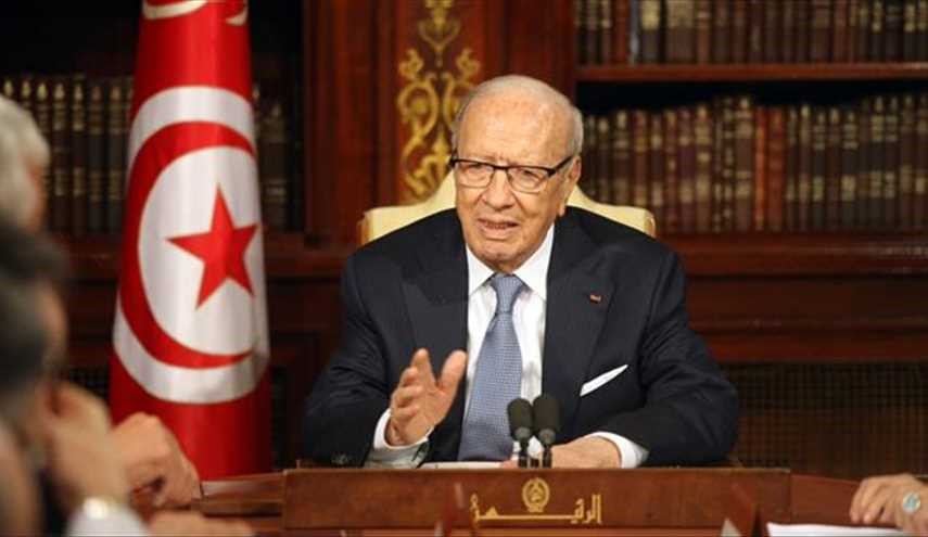 السبسي يتأسف لتعطل تنظيم الانتخابات البلدية في ديسمبر