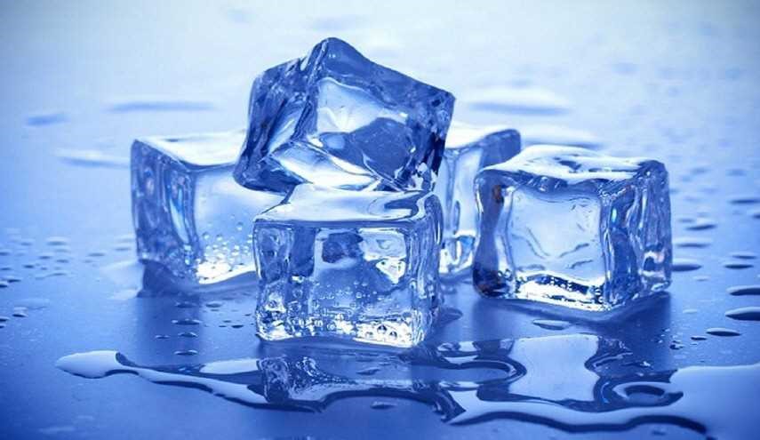 هكذا تساعد مكعبات الثلج على إنقاص الوزن؟