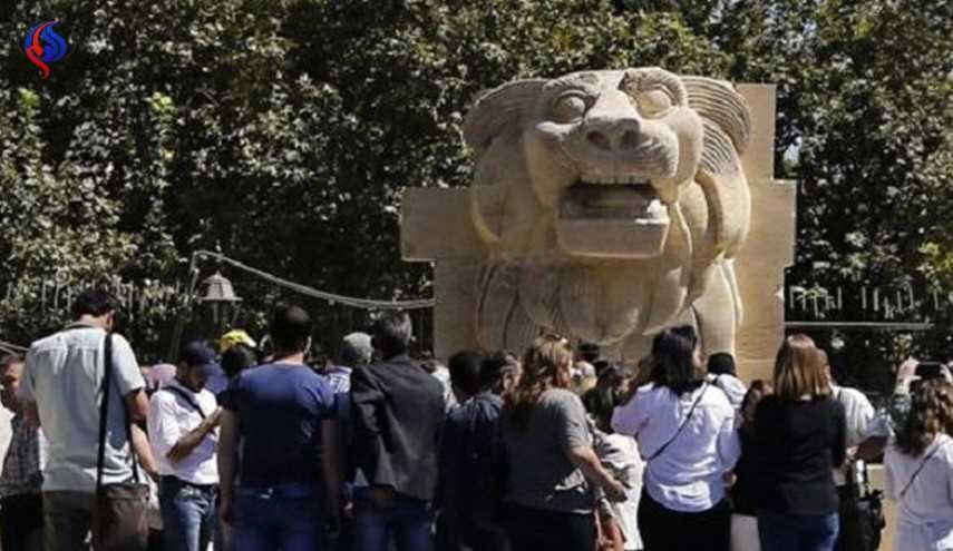 دمشق تعرض تمثال 