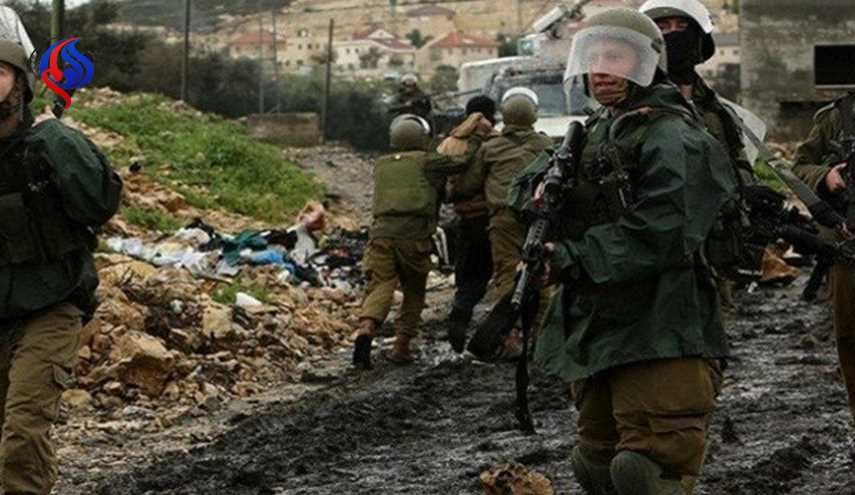 الاحتلال يعتقل 13 فلسطينيا بالضفة والقدس ويُخطر بهدم منزل شهيد