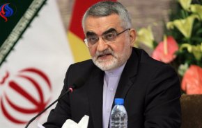 بروجردي: تقسيم العراق خط احمر لايران وتركيا والعراق