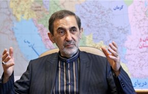 ولايتي: أمريكا أصغر من ان تهدد حرس الثورة الاسلامية