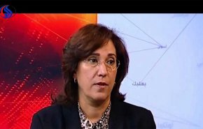 بكلمات لاذعة.. “شاهد” مضاوي الرشيد تفضح طغيان “ابن سلمان” واستغلال سلطاته