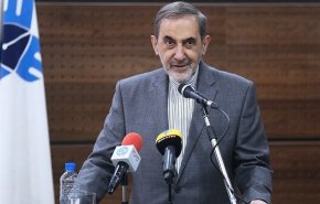 ولايتي: هزيمة الاكراد في كركوك افشلت مؤامرة البارزاني