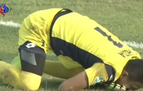 شاهدبالفيديو.. حالة وفاة مروعة لحارس مرمى داخل أحد ملاعب اندونيسيا 