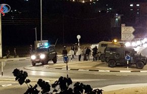 مستوطنون يهاجمون عدة أحياء في البلدة القديمة بالخليل