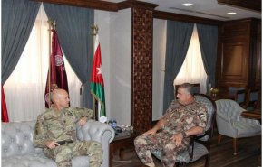 الأردن والولايات المتحدة يناقشان تعزيز التنسيق العسكرى