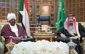 الرئيس السوداني يلتقي الملك سلمان في الرياض