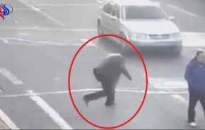 فيديو..  رجل 