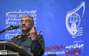 اللواء جعفري: الأميركيون في مرمى صواريخنا