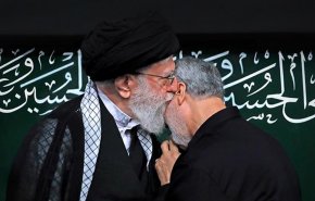 هكذا عزّى آية الله خامنئي اللواء قاسم سليماني برحيل والده