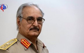 خليفة حفتر يصل القاهرة فى زيارة رسمية 