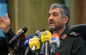  الحرس الثوري: استقالة الحريري بتوصية إسرائيلية - سعودية لإثارة الفوضى في لبنان