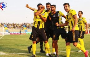 بارس جنوبي يستعيد صدارة الدوري الايراني الممتاز