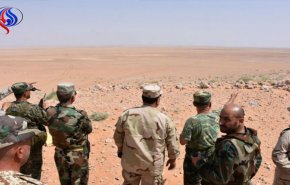 بالفيديو.. الجيش السوري وحلفاؤه يقتربون من الحدود العراقية