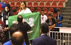 إنشاء نوادي مصارعة نسائية يثير الجدل في السعودية!