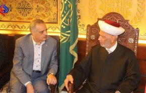 النائب طلال ارسلان يعلن موقفه حول استقالة الحريري