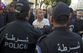 رياح تجميد حسابات البنوك تعصف بـ30 ألف جزائري