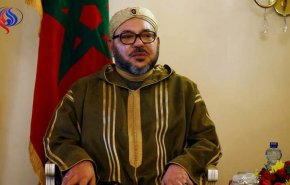 ملك المغرب يصل قطر في أول زيارة له بعد أزمة دول مجلس التعاون