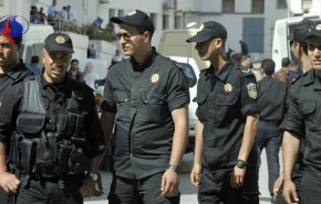 اعتقال 15 متطرفا منتمين لتنظيم 