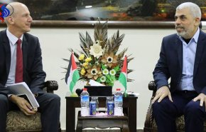 الاحتلال يحظر دخول ممثلي الحكومة السويسرية قطاع غزة