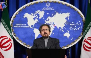 قاسمي: لن نتفاوض حول قضايا الدفاع والصواريخ