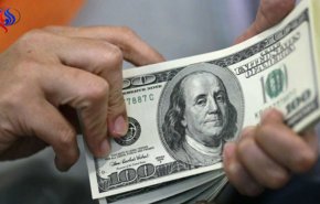 سعر الدولار يقترب من 422 ليرة في سوريا! 