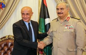 حفتر يصل روما للقاء وزير الخارجية الإيطالي