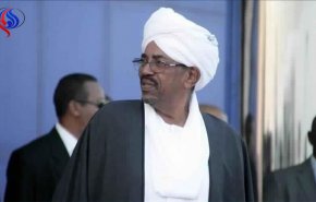 البشير: شباب وفتيات السودان مستعدون للدفاع عن فلسطين
