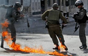 تجمع في رام الله نصرة للقدس واحتجاجا على قرار ترامب