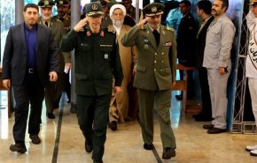انطلاق فعاليات المؤتمر العام لقادة الجيش الايراني + صور