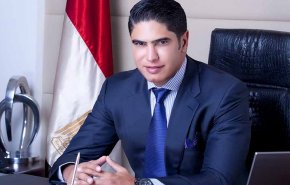 بطريقة مفاجئة.. إمبراطور الإعلام في مصر يبيع حصته وينسحب