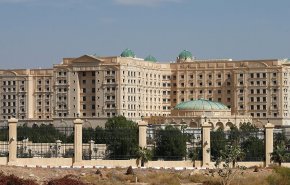 في وجود بن نايف.. أول مسؤول سعودي يكشف ظروف احتجازه(صور)