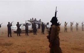 “القاعدة” في سوريا.. على حافة حرب وسط اقتتال داخلي واحتجاز قادة بارزين
