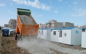 توزیع آلاف الكرفانات في المناطق القروية المنكوبة بزلزال كرمانشاه