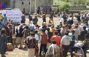 شاهد .. قصف السعودية يسبب نزوح الالاف لمدينة الحديدة